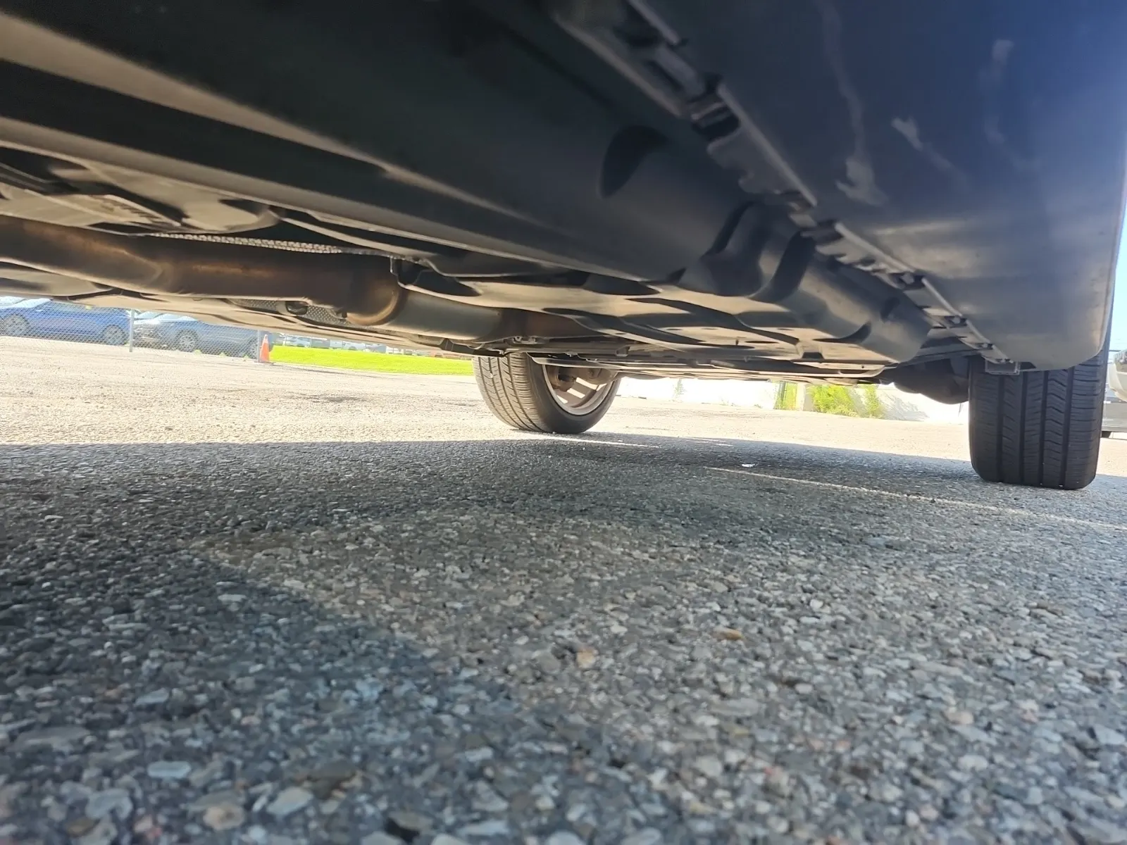 Undercarriage - Passenger Photo