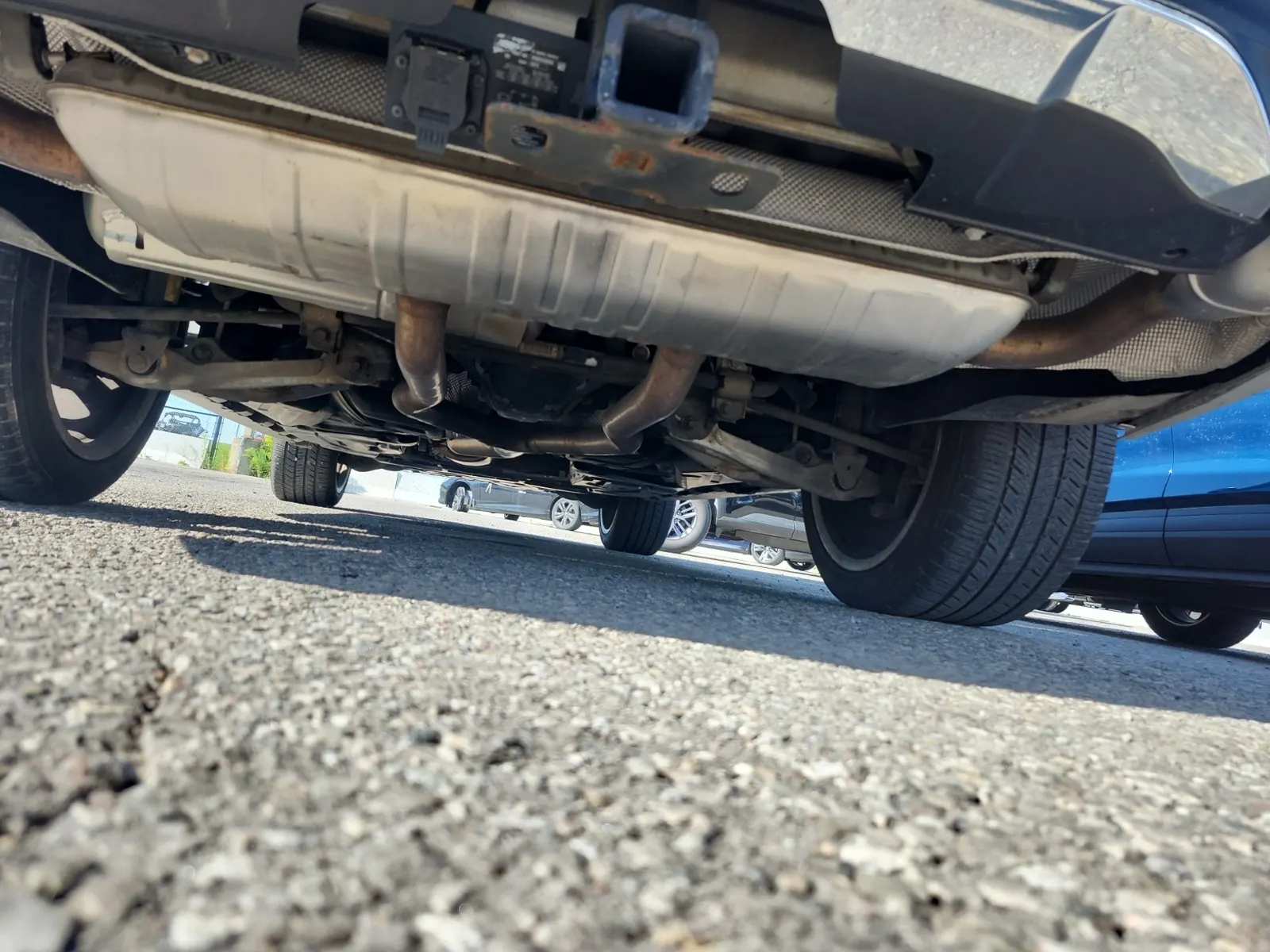 Undercarriage - Rear Photo