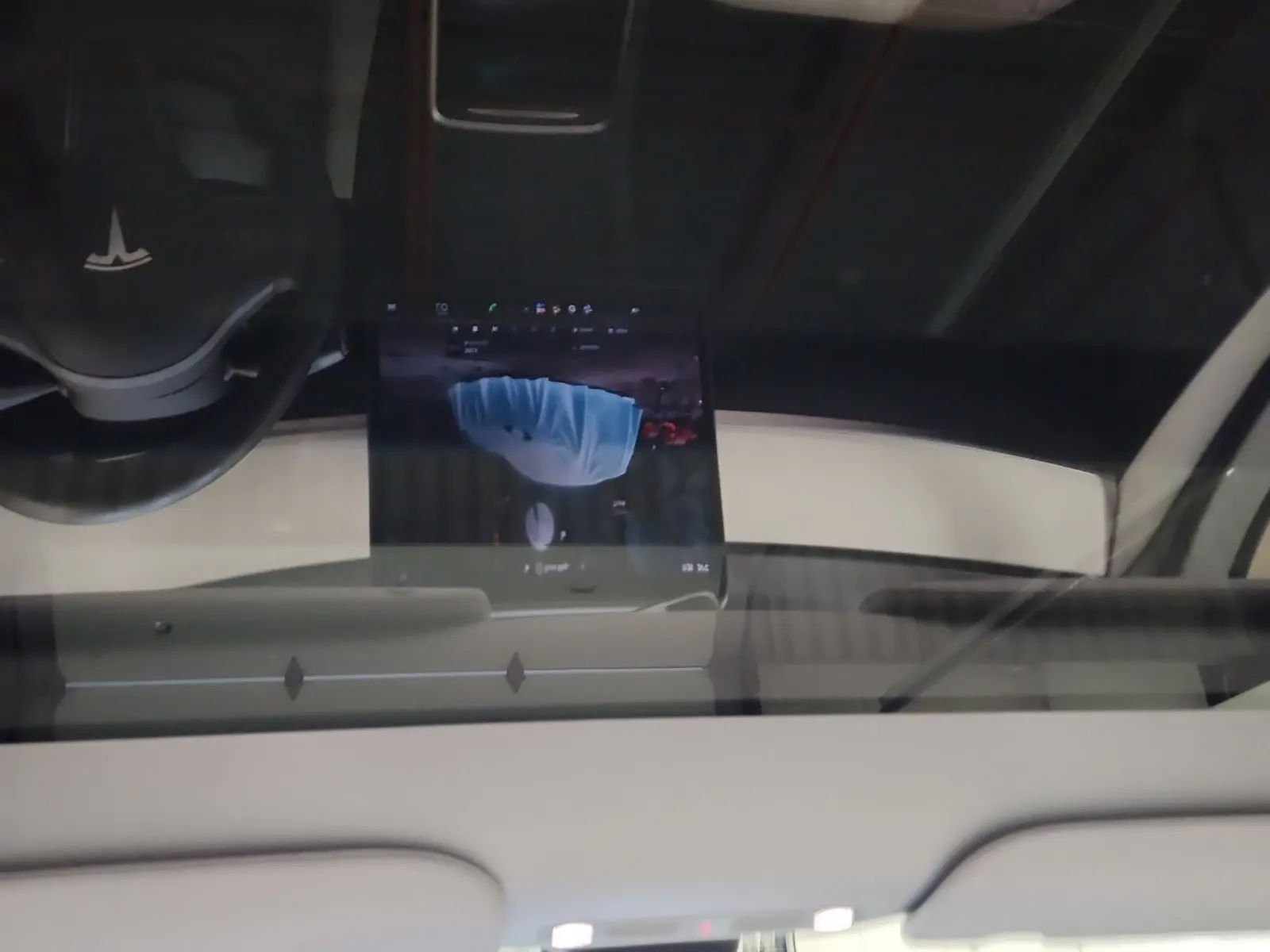 Interior Roof Photo