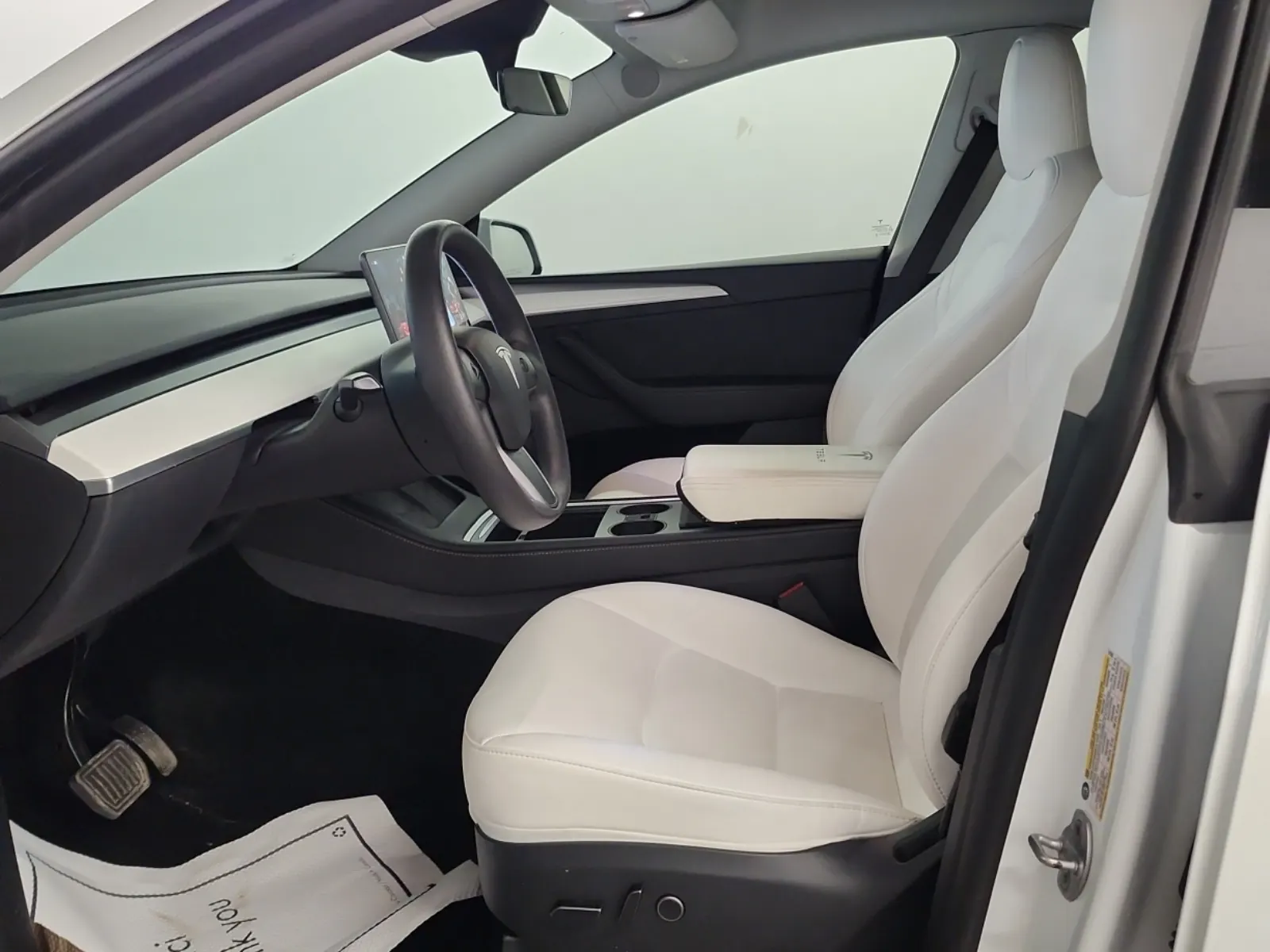 Front Interior Photo