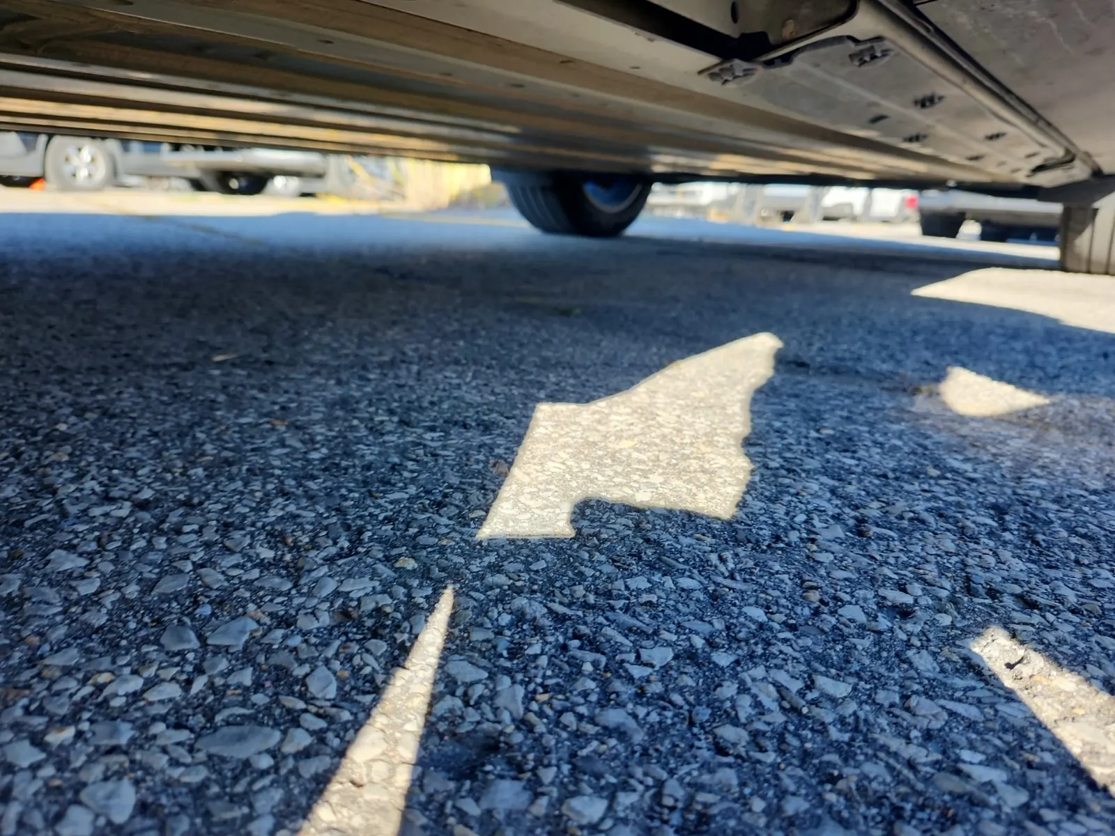 Undercarriage - Driver Photo