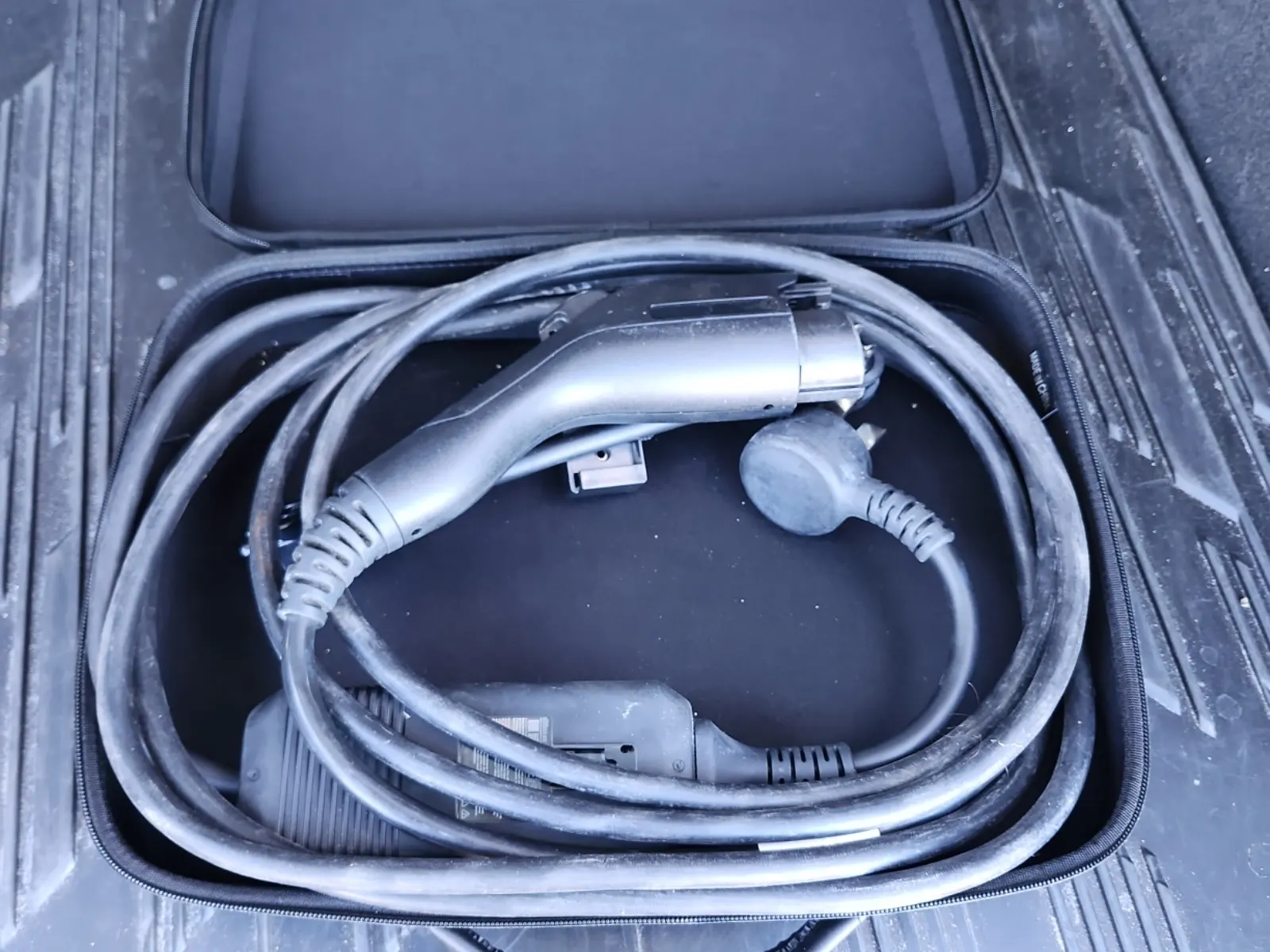 Charging Cable Photo