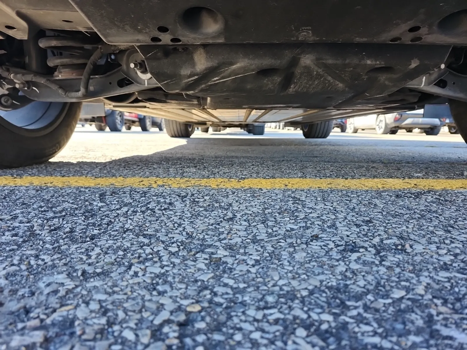 Undercarriage - Rear Photo