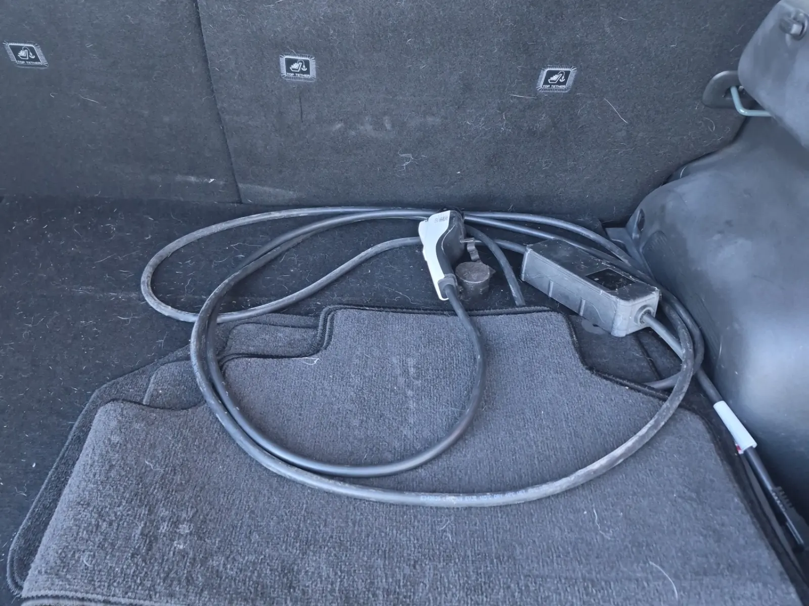 Charging Cable Photo