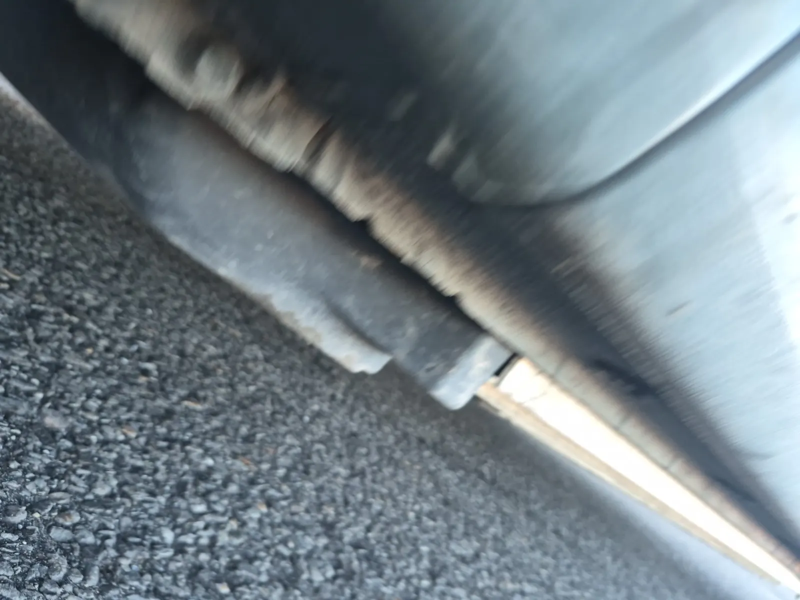 Undercarriage - Driver Photo