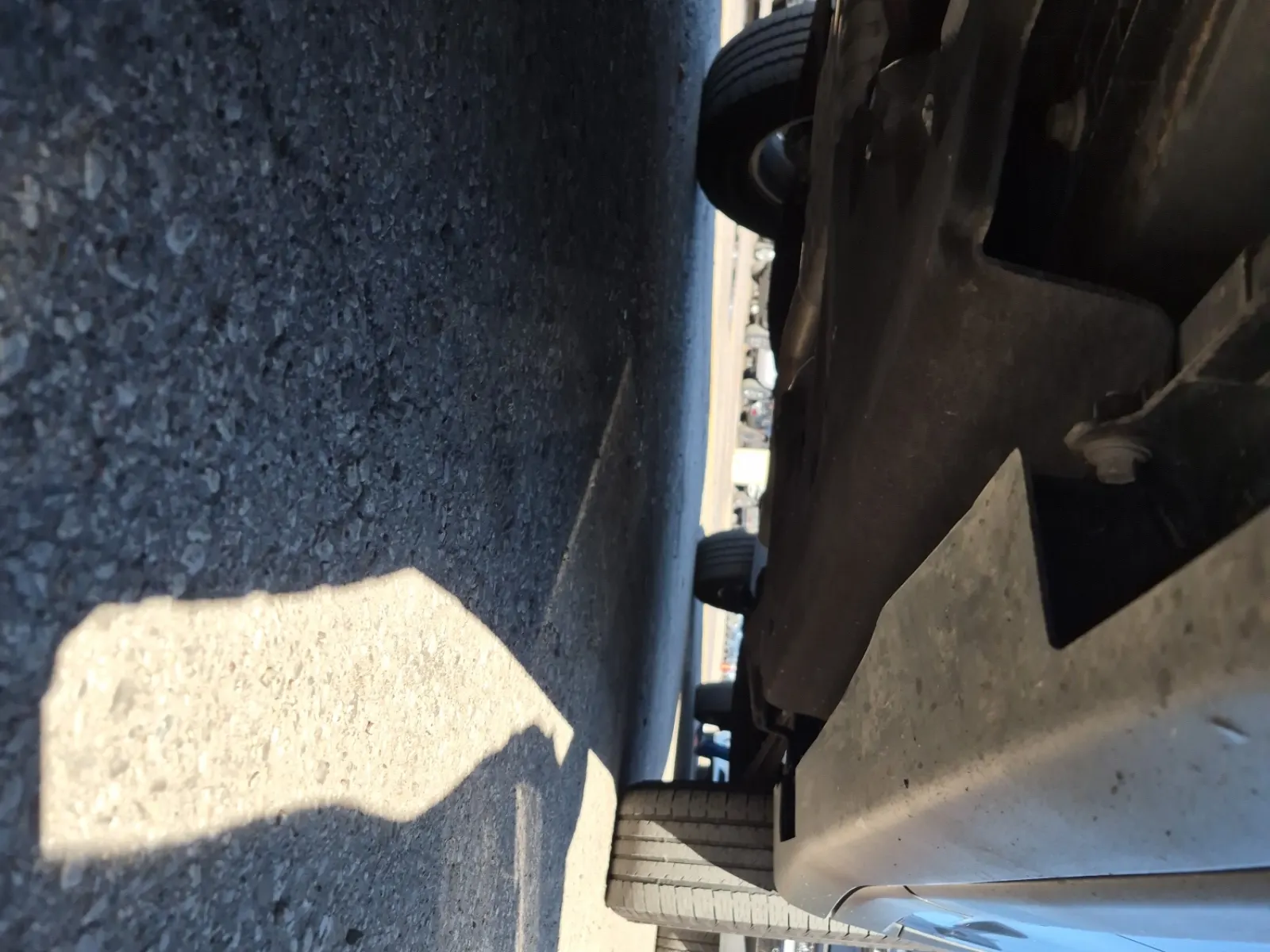 Undercarriage - Driver Photo
