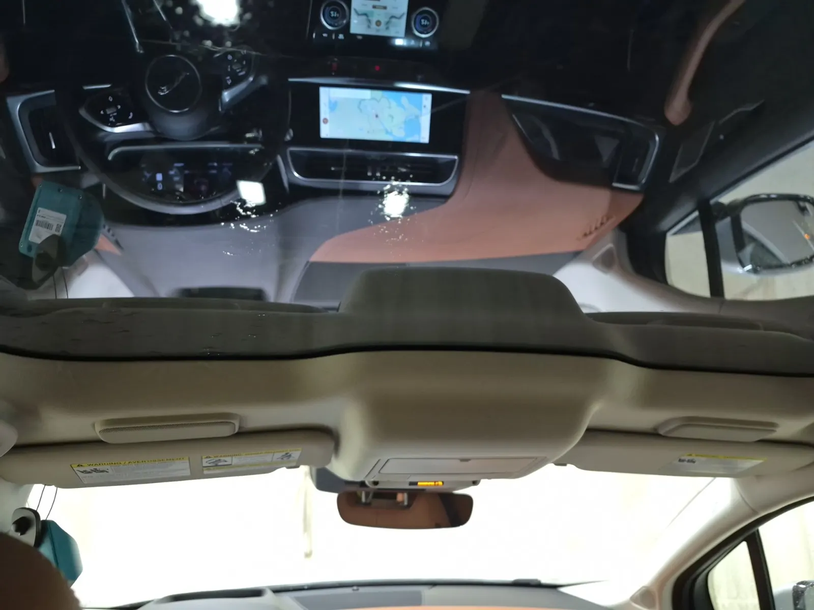 Interior Roof Photo