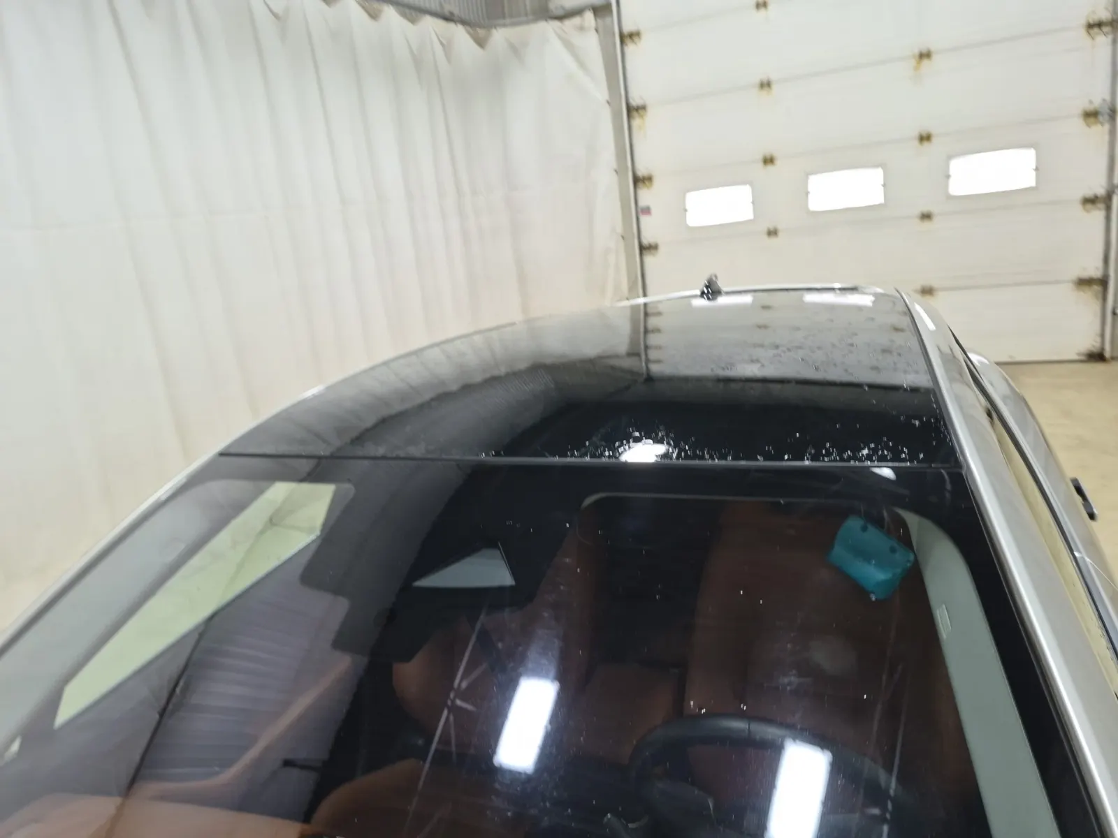 Exterior Roof Photo