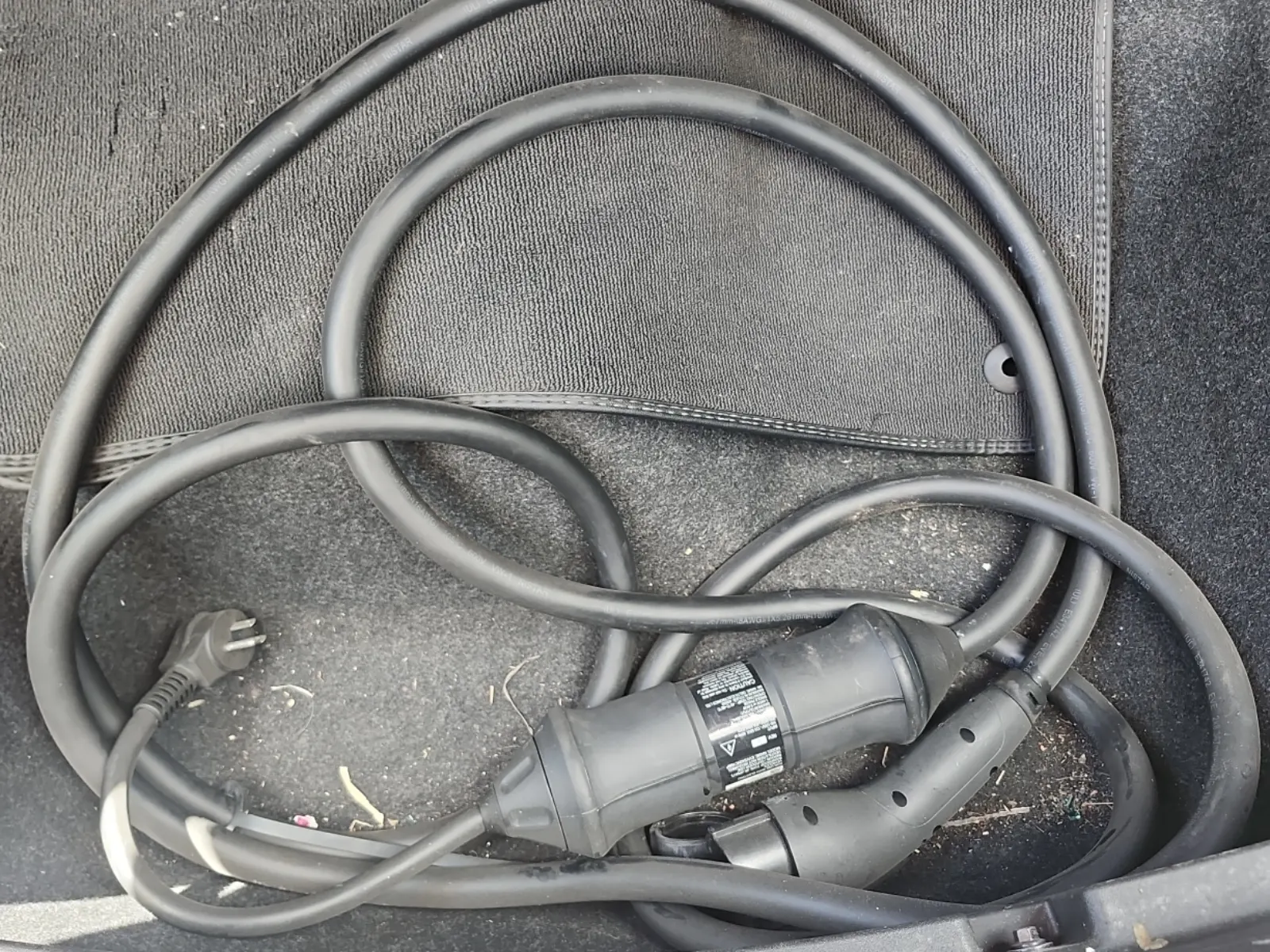 Charging Cable Photo
