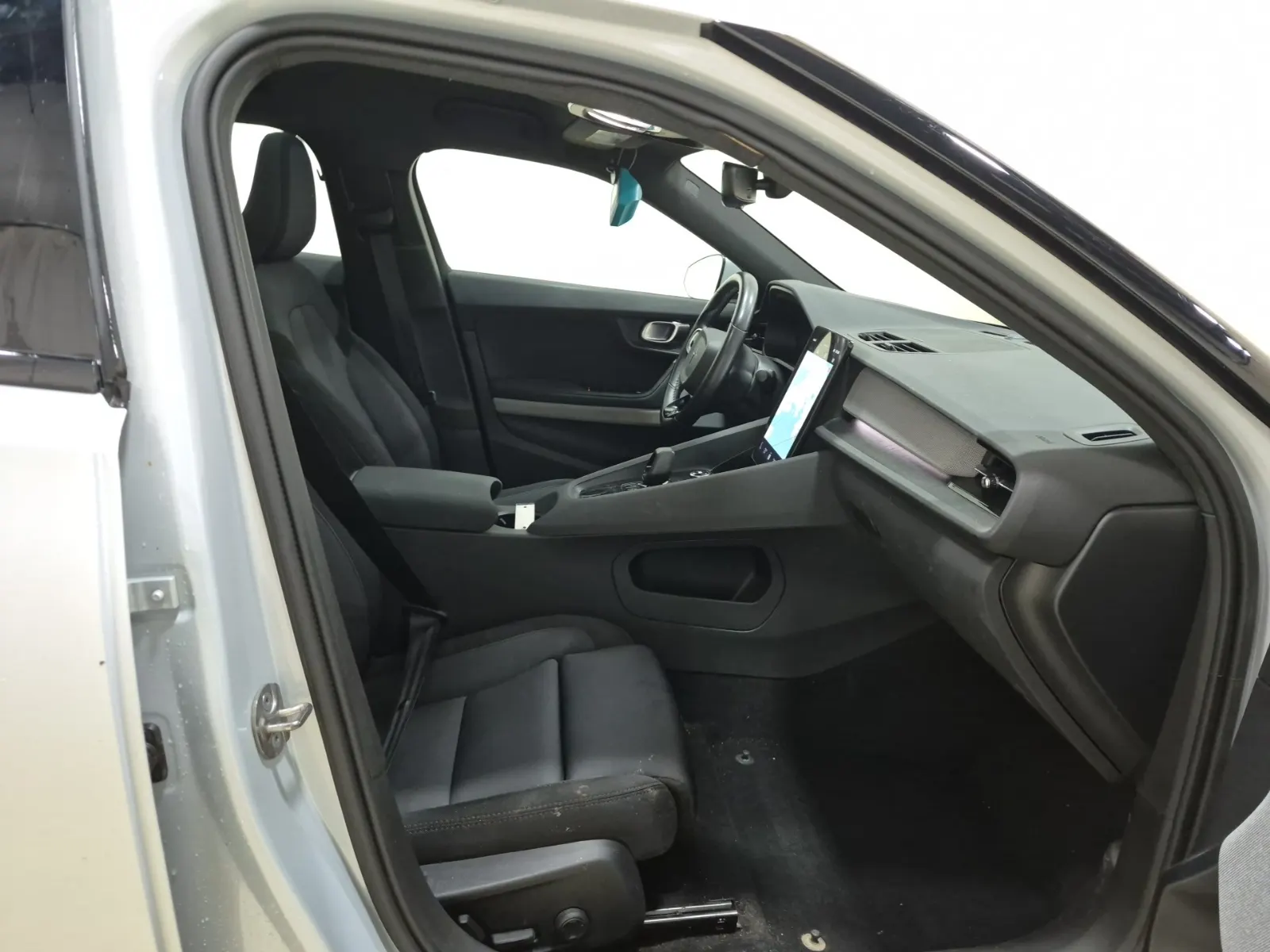 Right Side Interior Photo