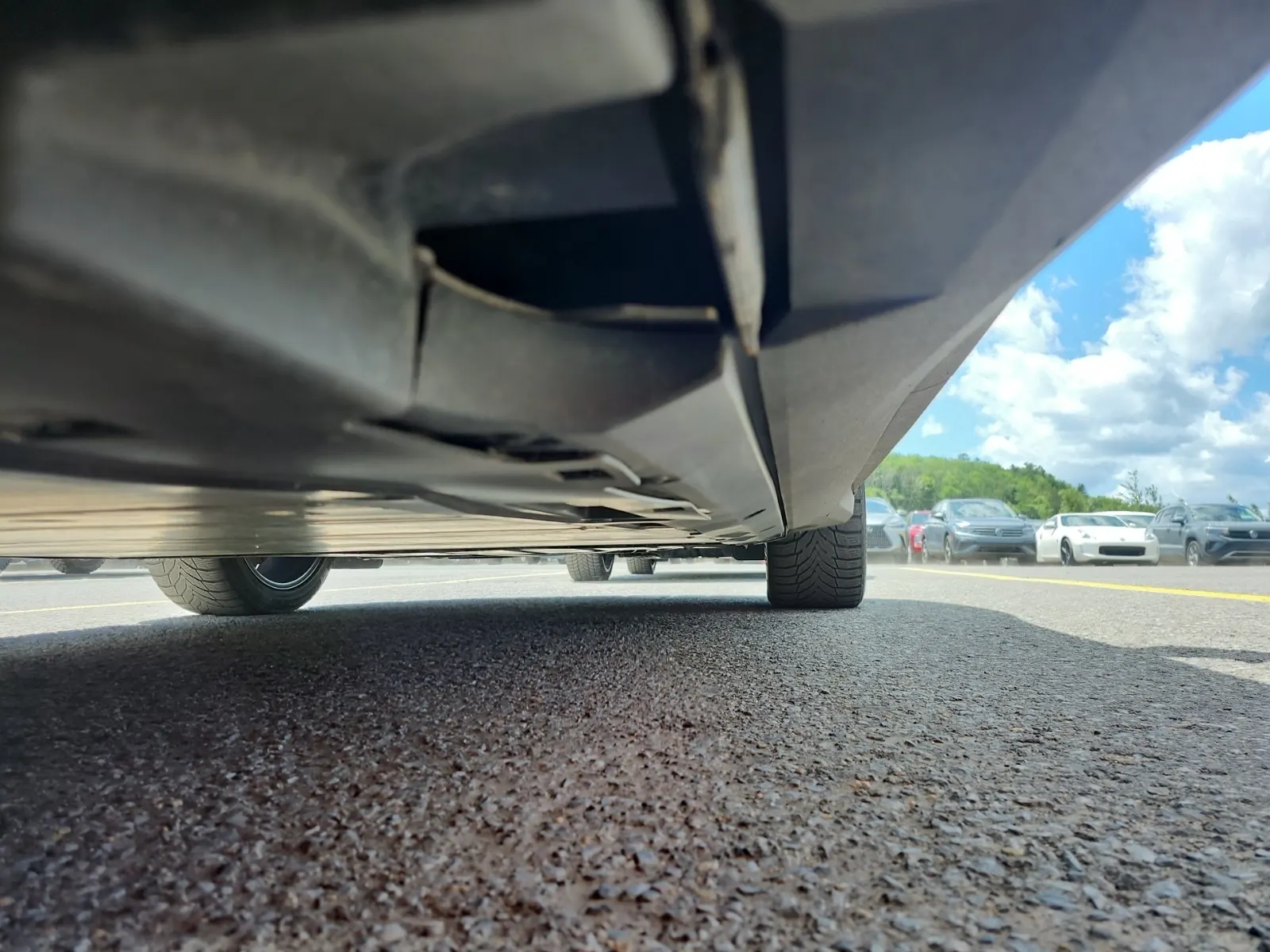 Undercarriage - Passenger Photo