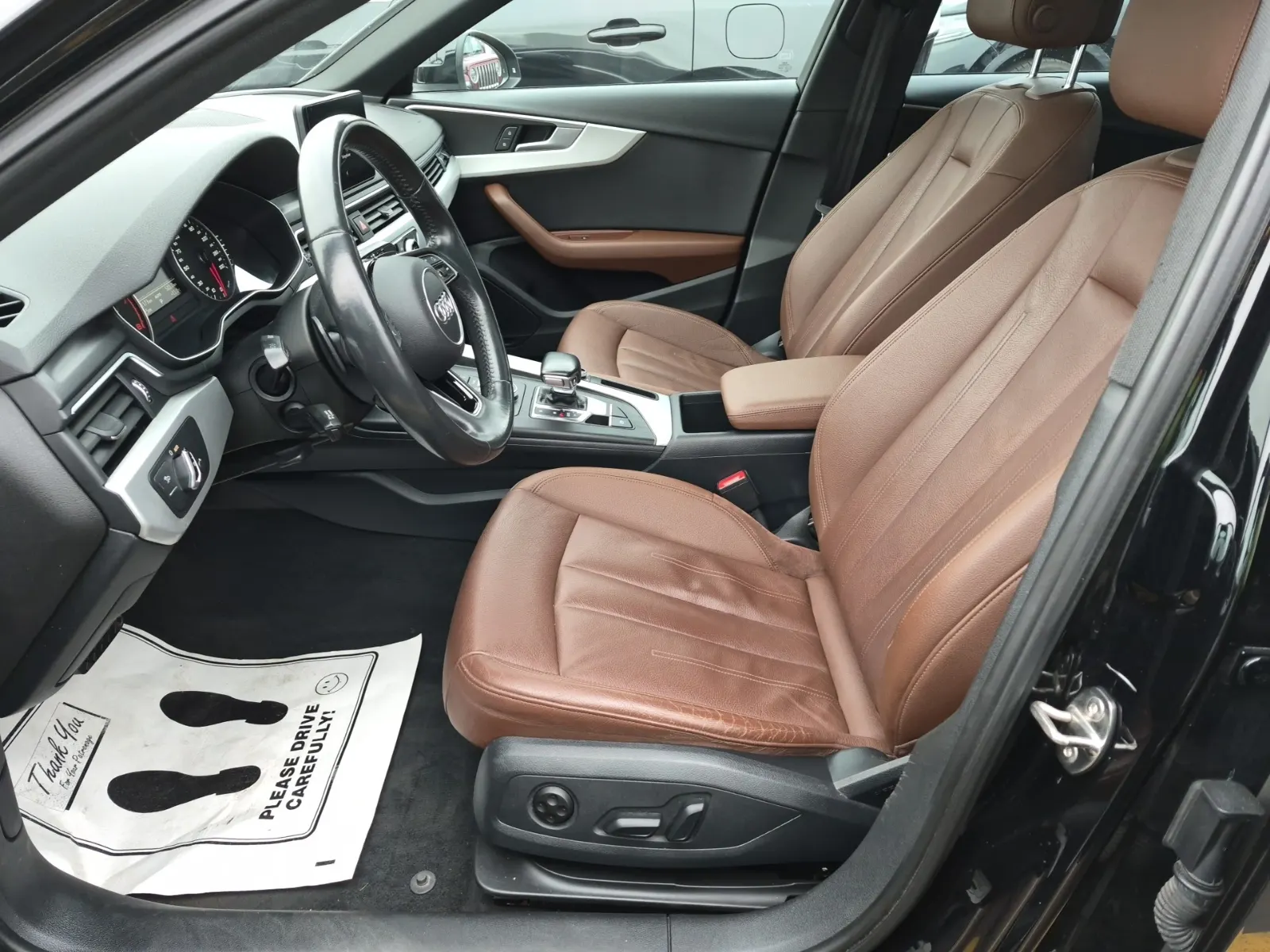 Front Interior Photo