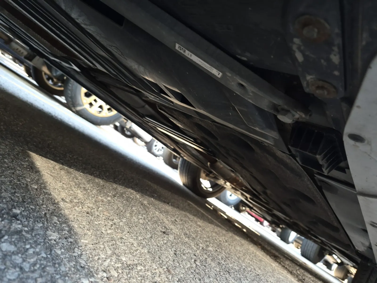 Undercarriage - Passenger Photo