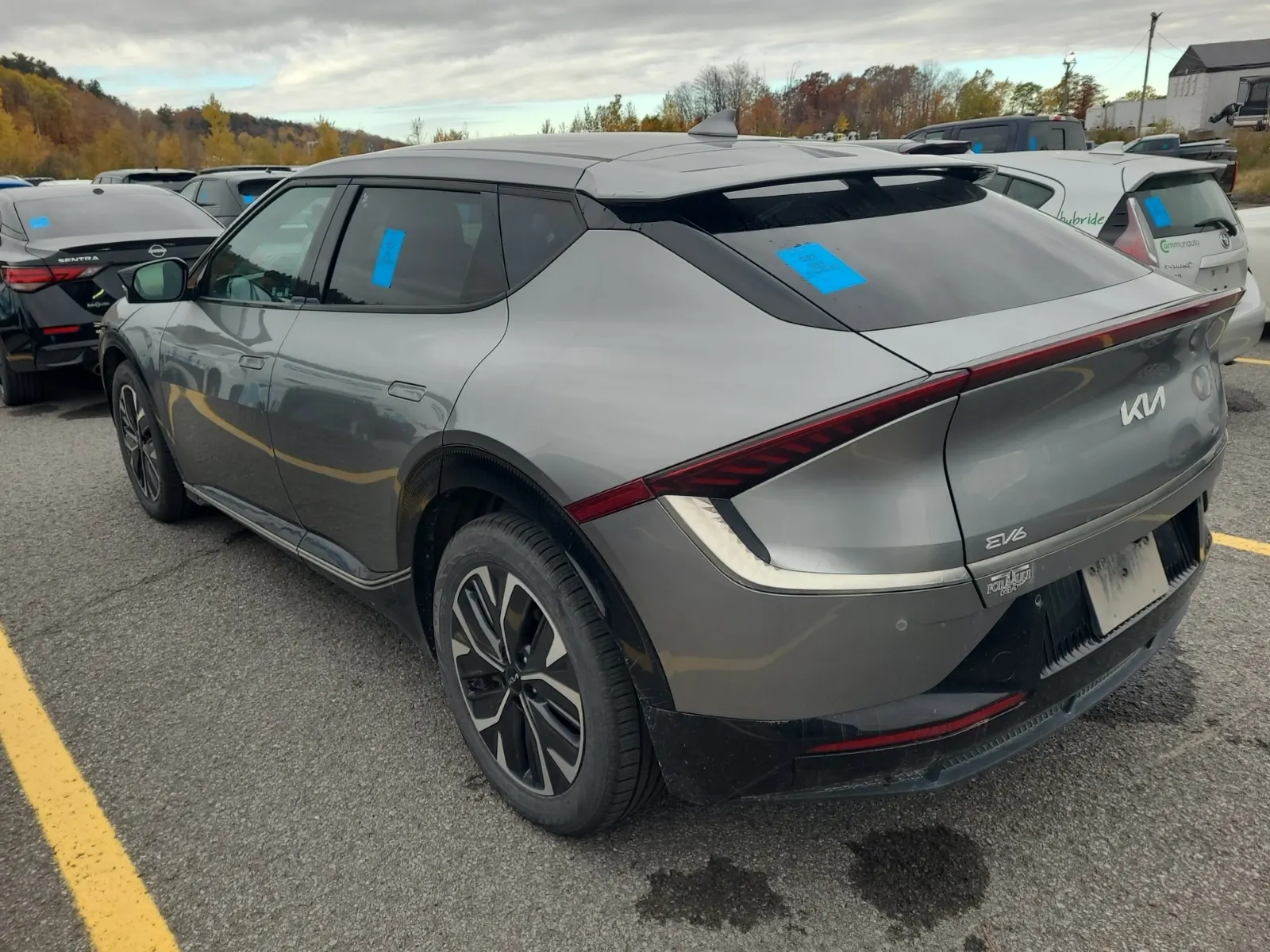 Driver Rear 3/4 Photo