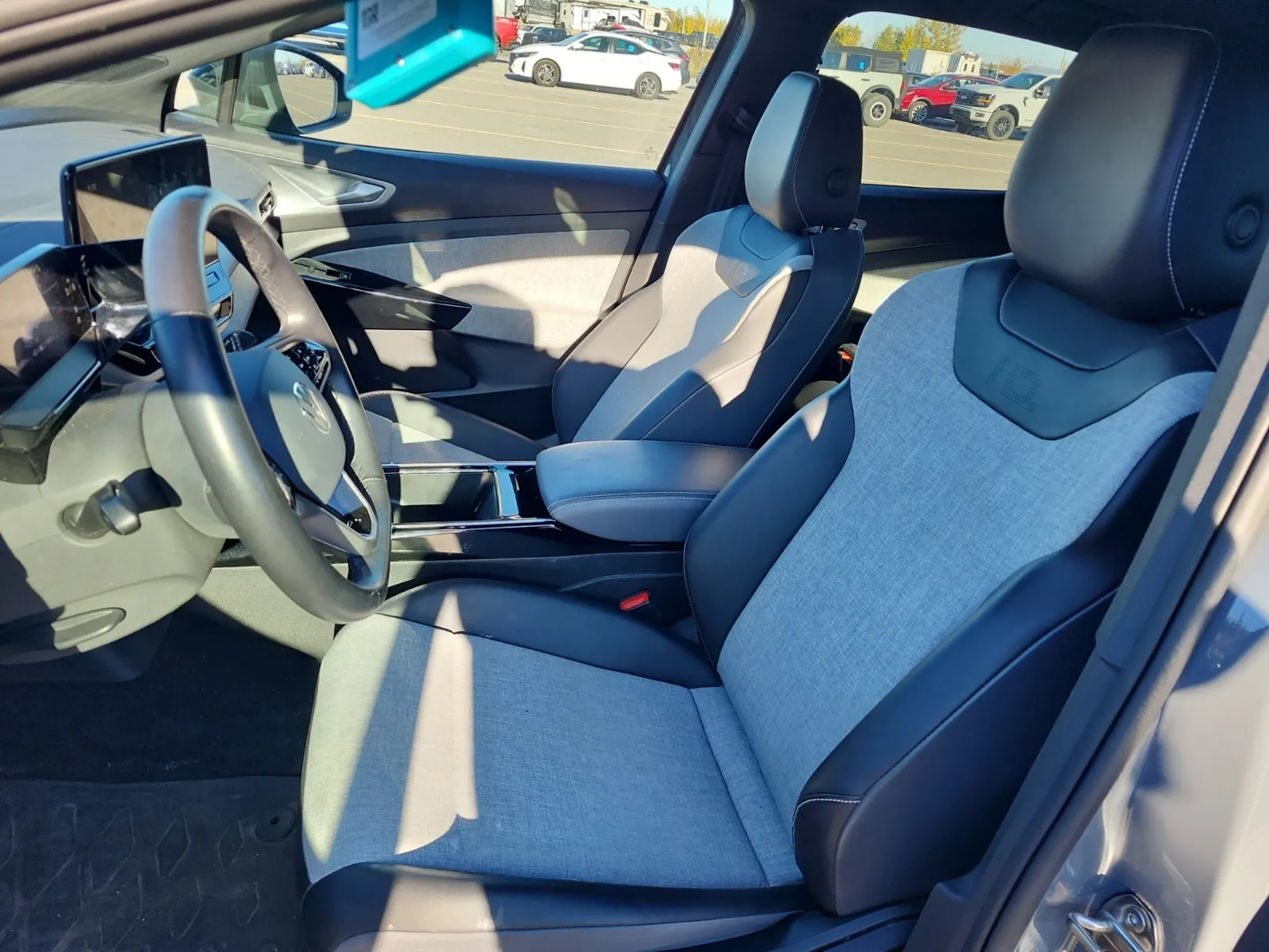Front Interior Photo