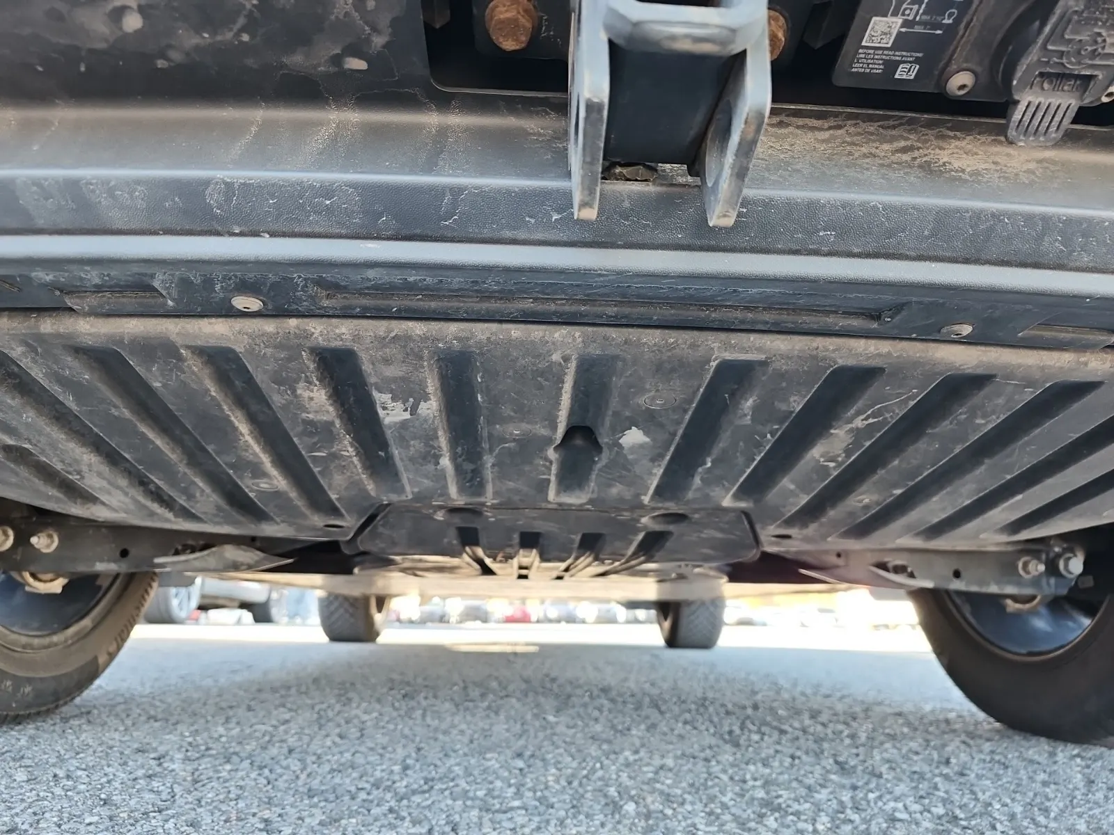 Undercarriage - Rear Photo