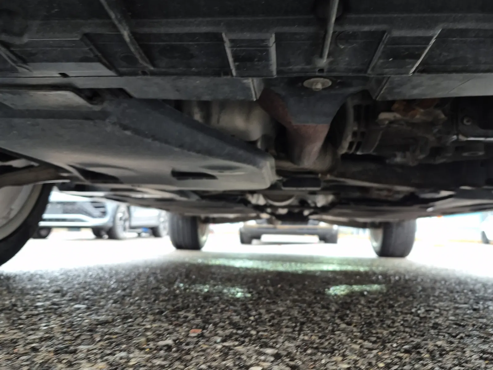 Undercarriage - Front Photo