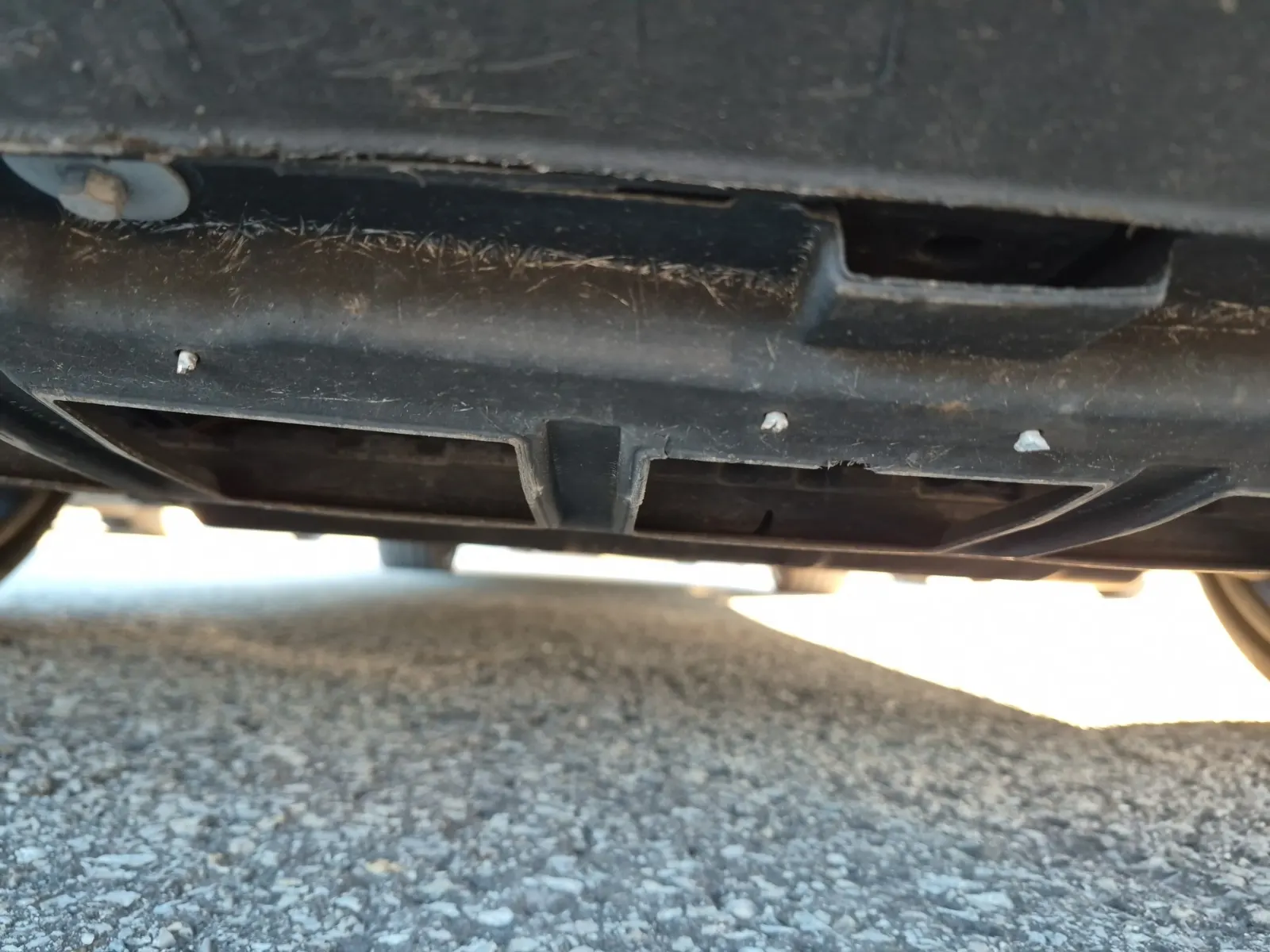 Undercarriage - Front Photo