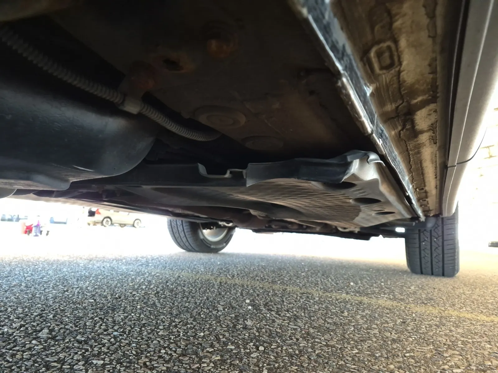 Undercarriage - Passenger Photo