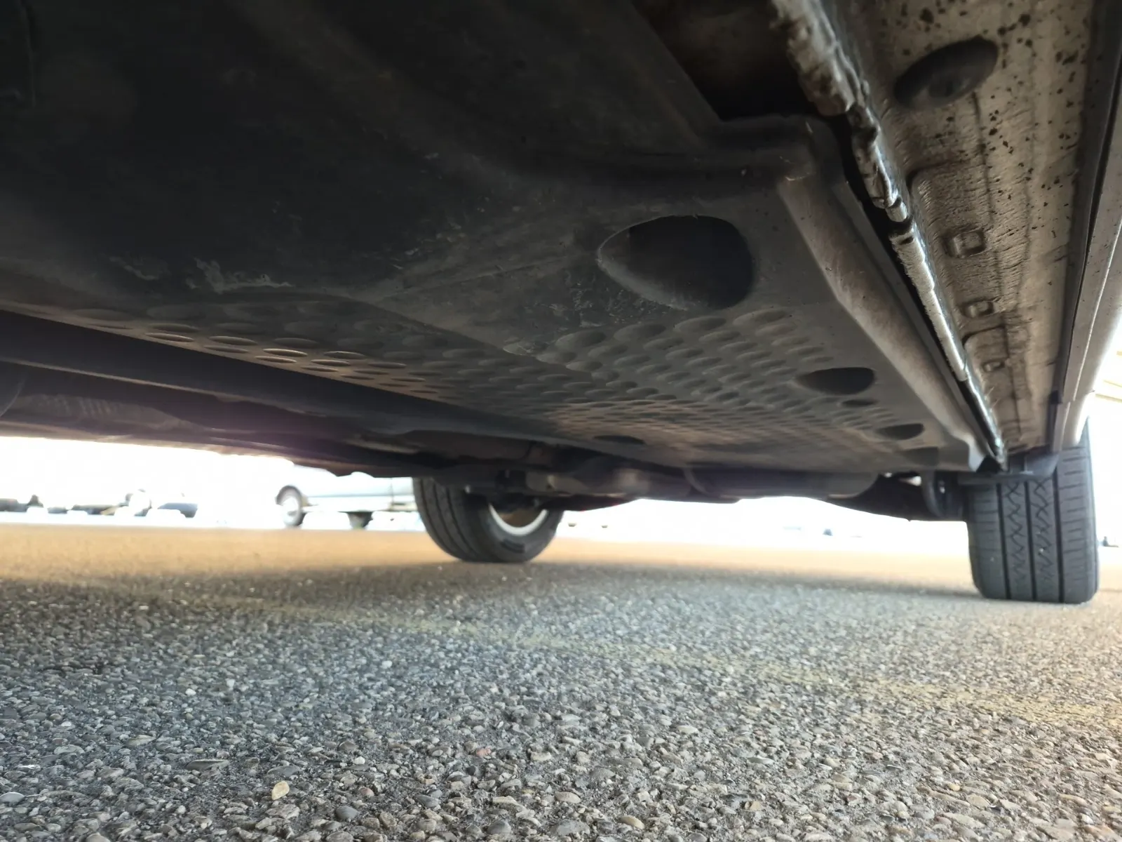 Undercarriage - Driver Photo