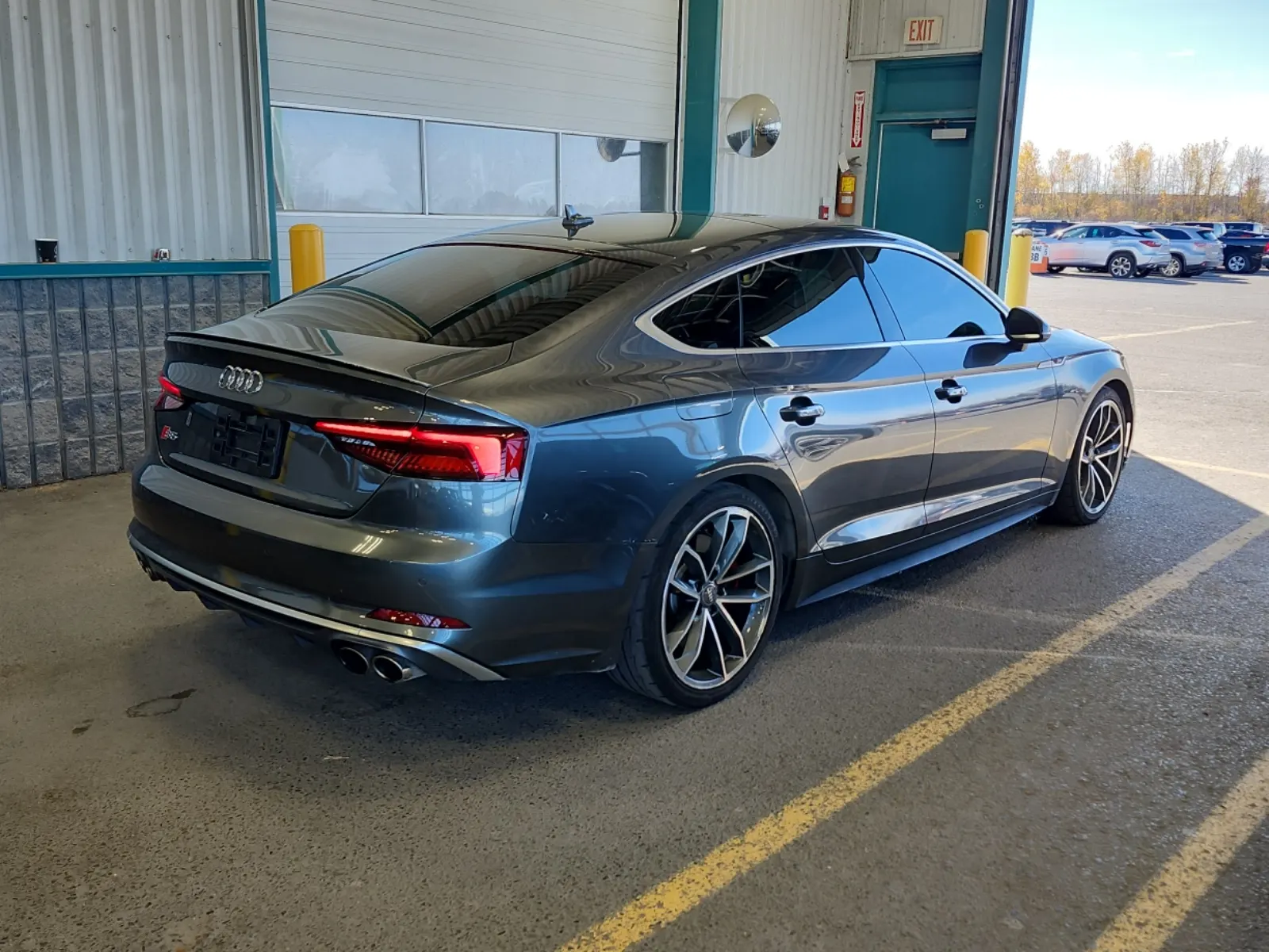 Passenger Rear 3/4 Photo