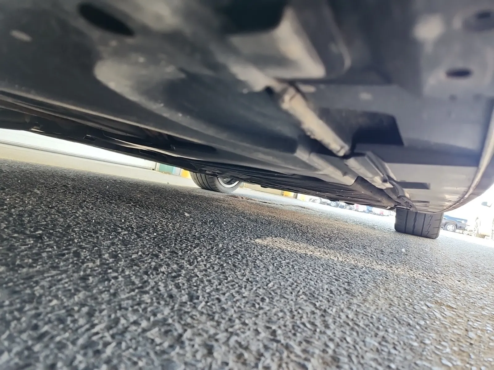 Undercarriage - Passenger Photo