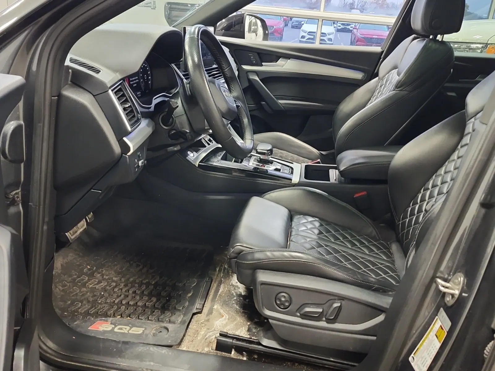 Front Interior Photo