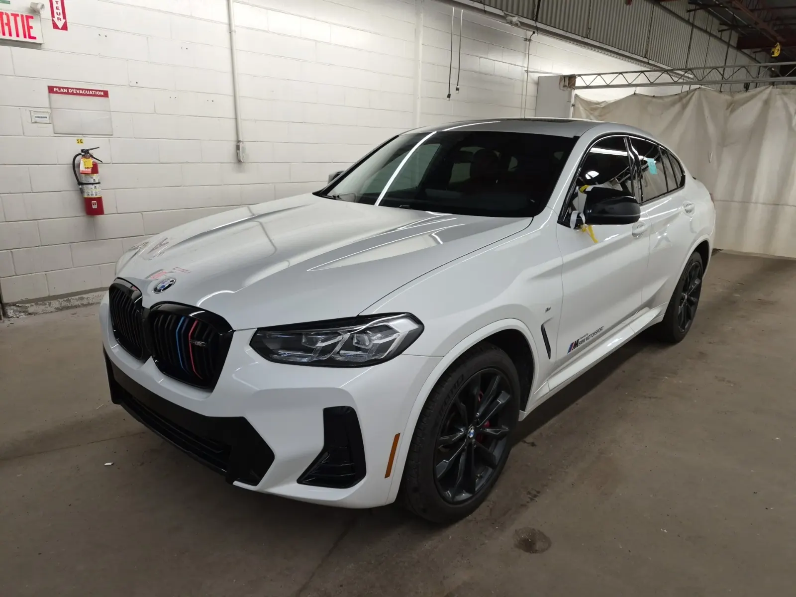 2022 BMW X4
