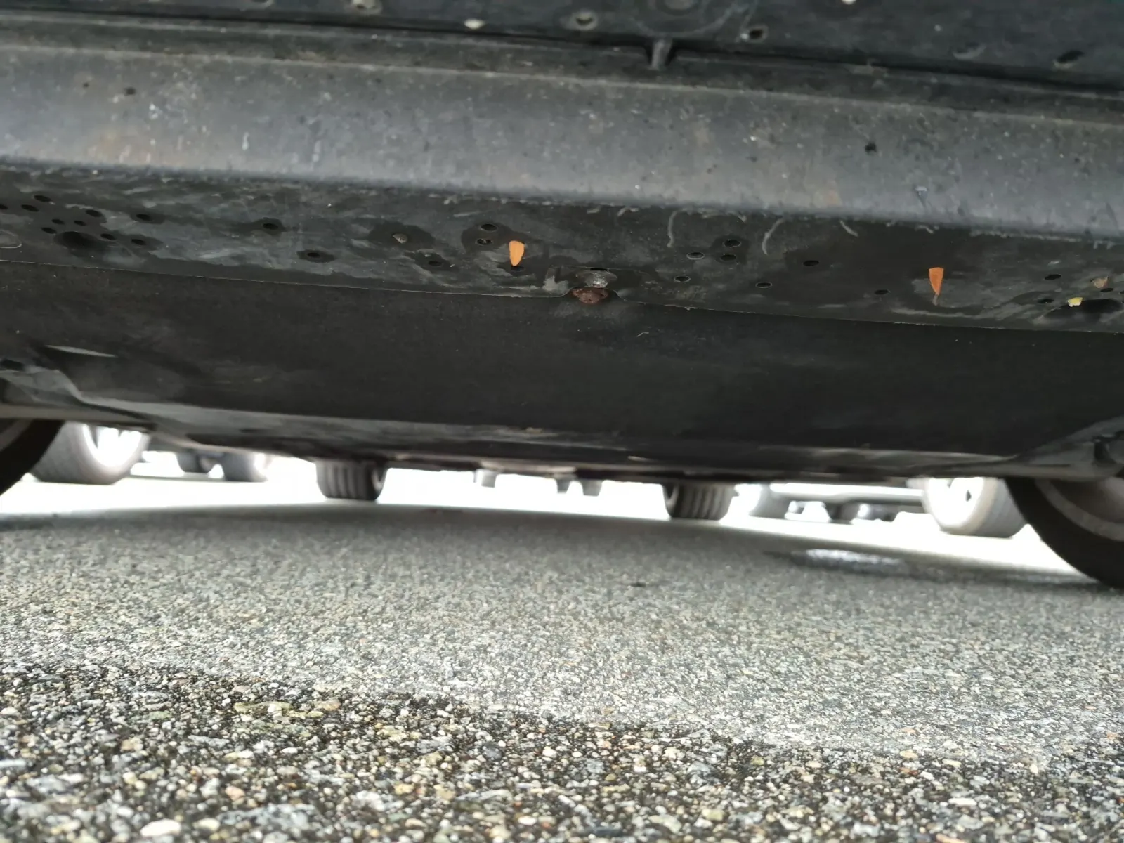 Undercarriage - Front Photo