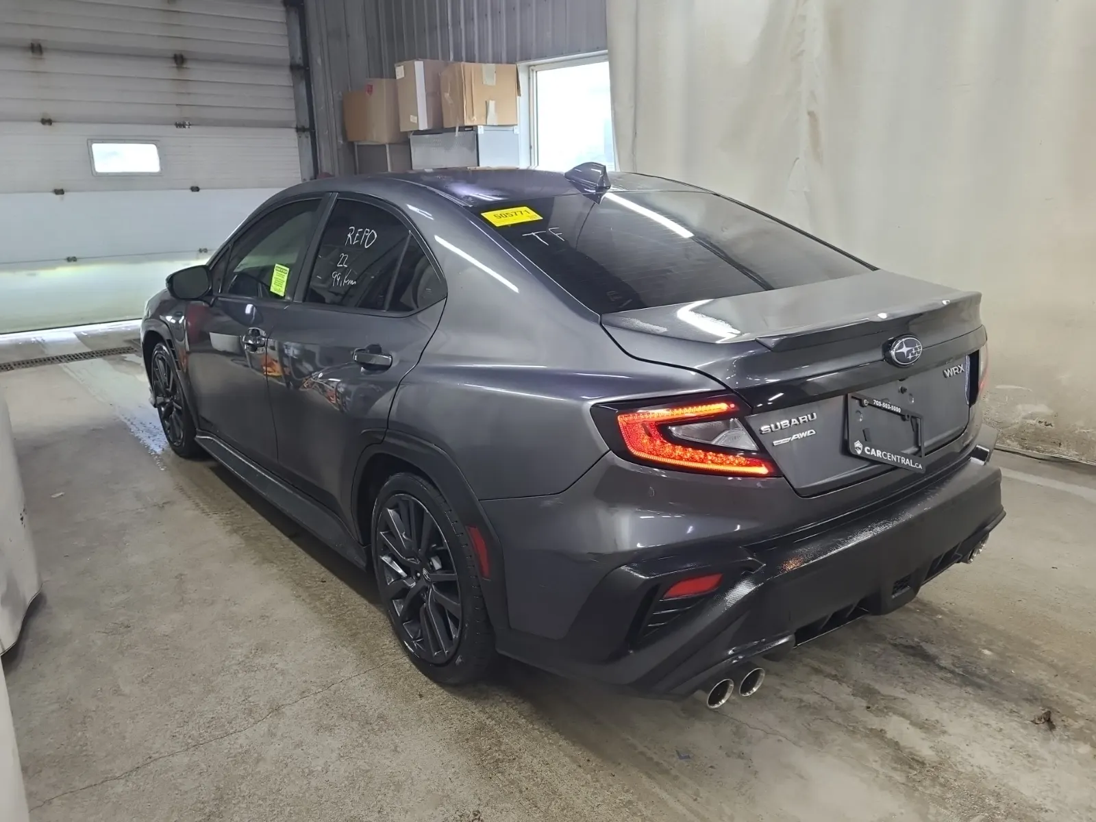 Driver Rear 3/4 Photo