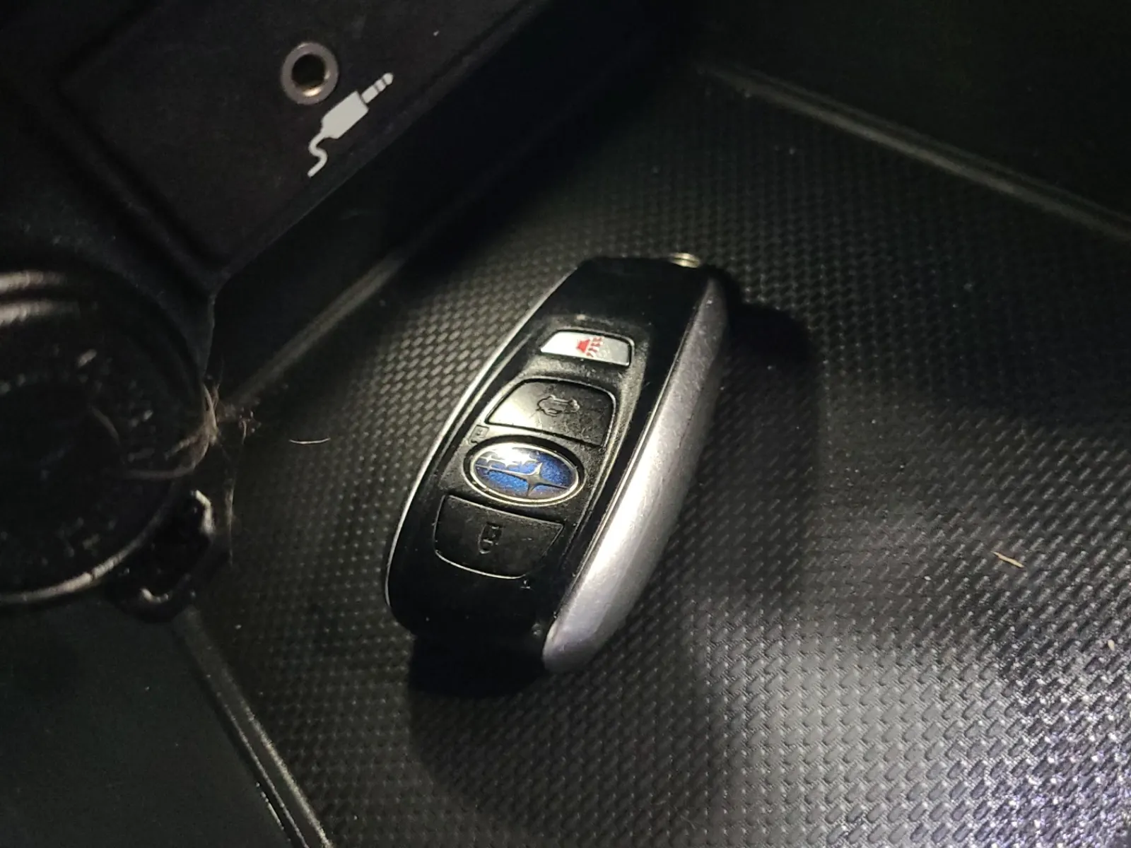 Keys/Fobs/Manual Photo