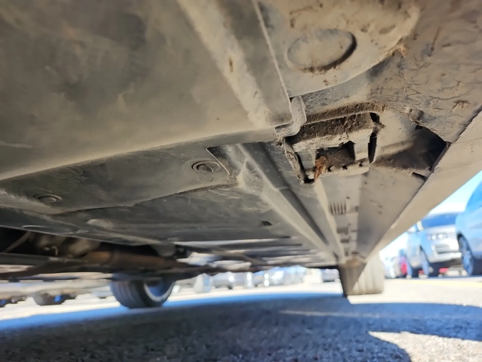 Undercarriage - Driver Photo