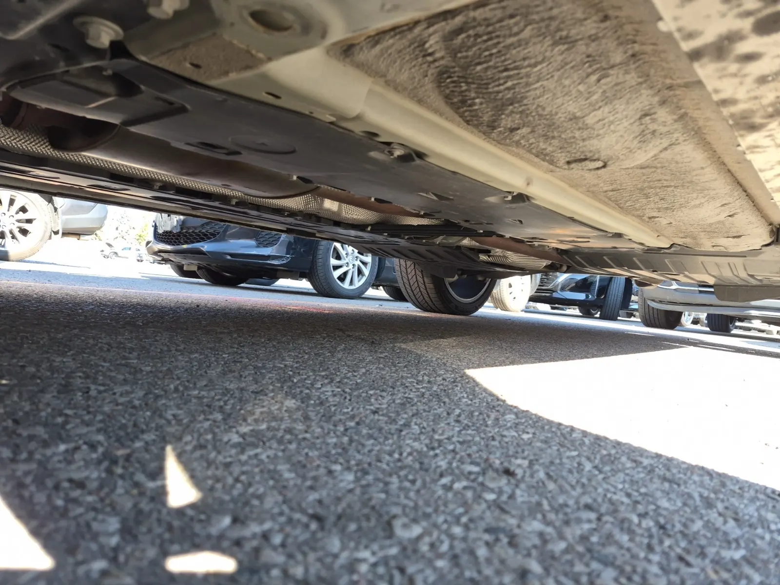 Undercarriage - Driver Photo