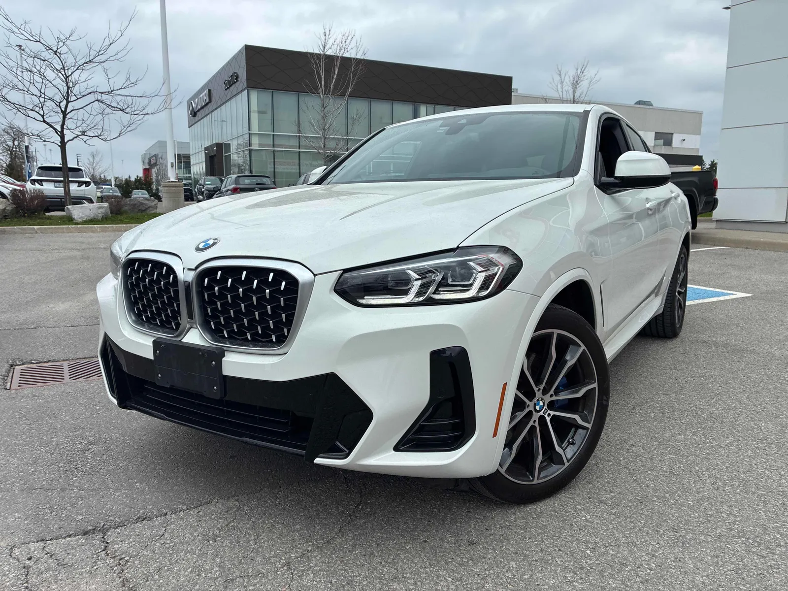 2022 BMW X4