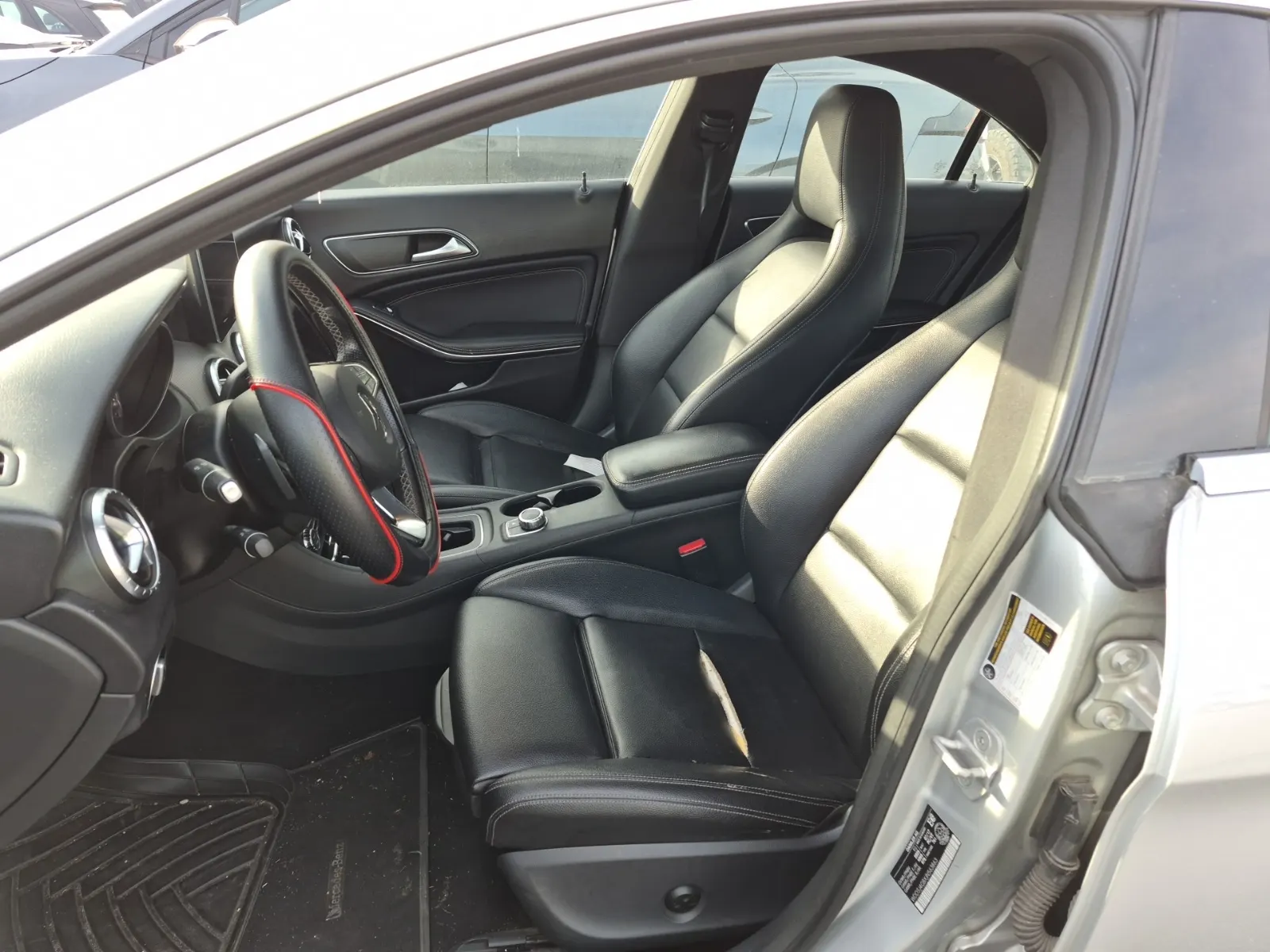 Front Interior Photo