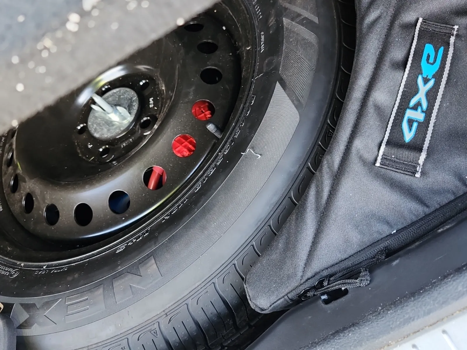 Spare Tire & Wheel Photo