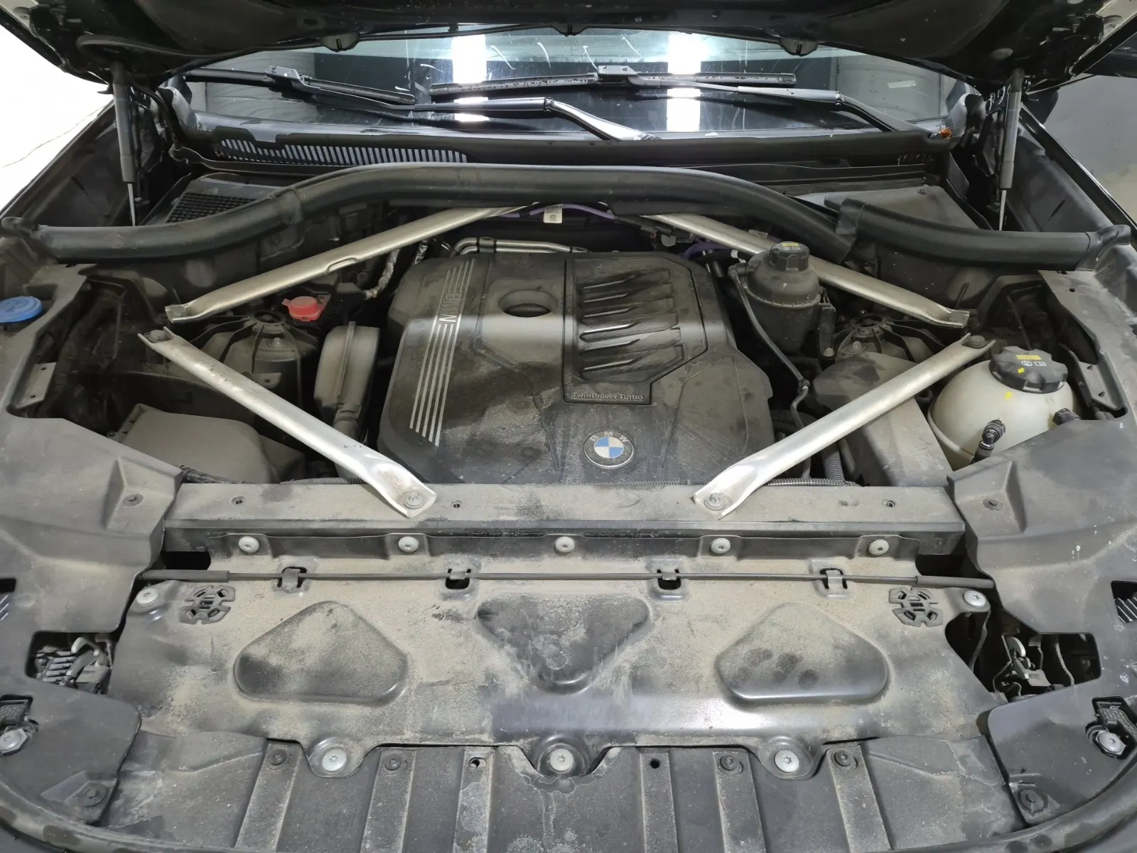Engine Photo