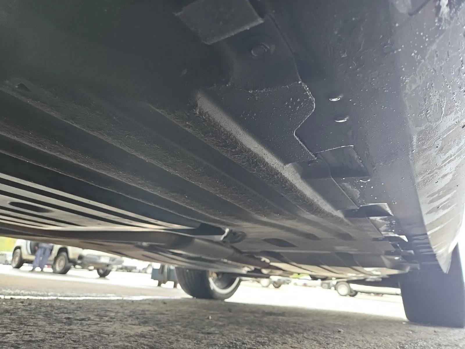Undercarriage - Driver Photo