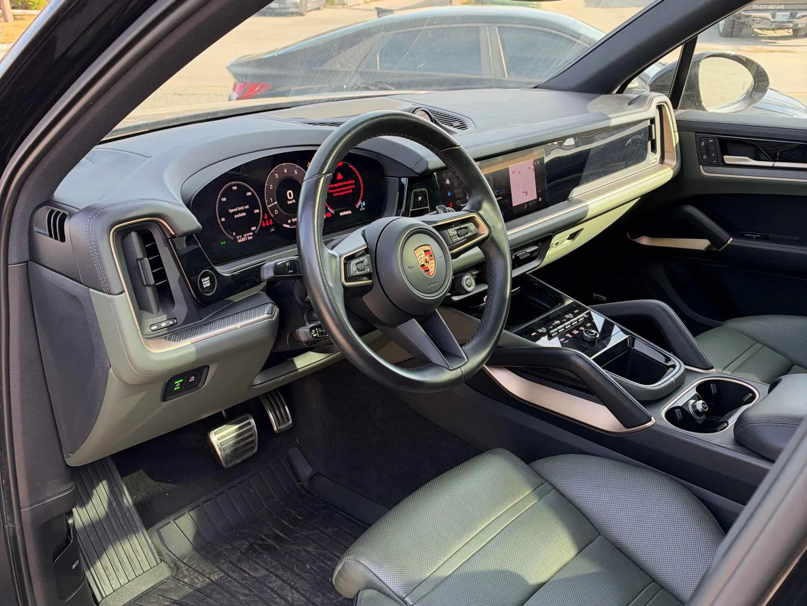 Interior driver side