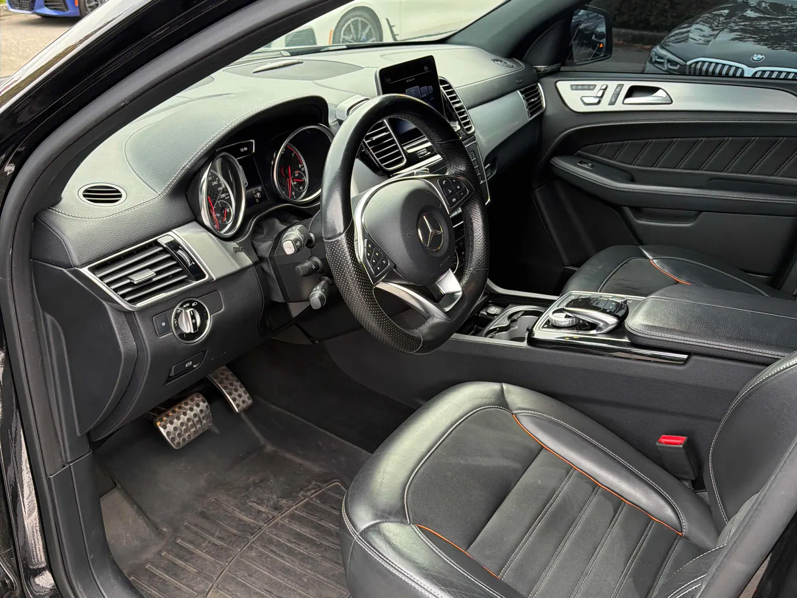 Interior driver side