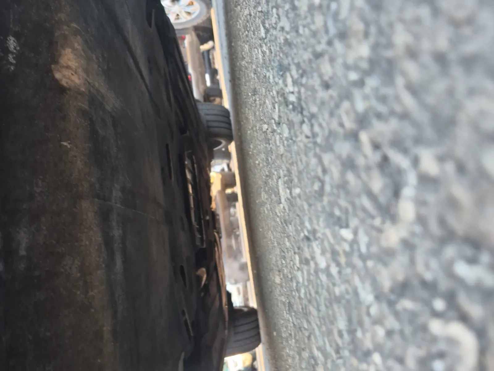 Undercarriage - Front Photo