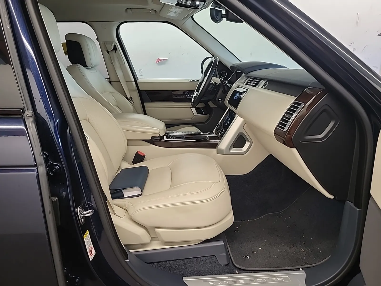 Right Side Interior Photo