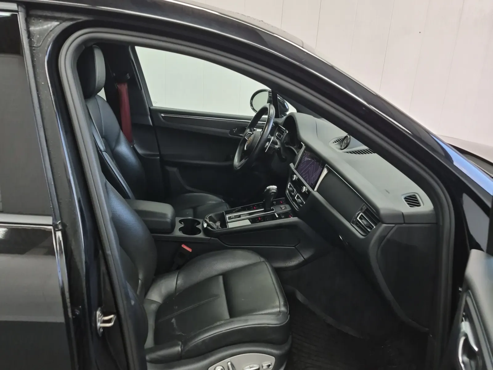 Right Side Interior Photo