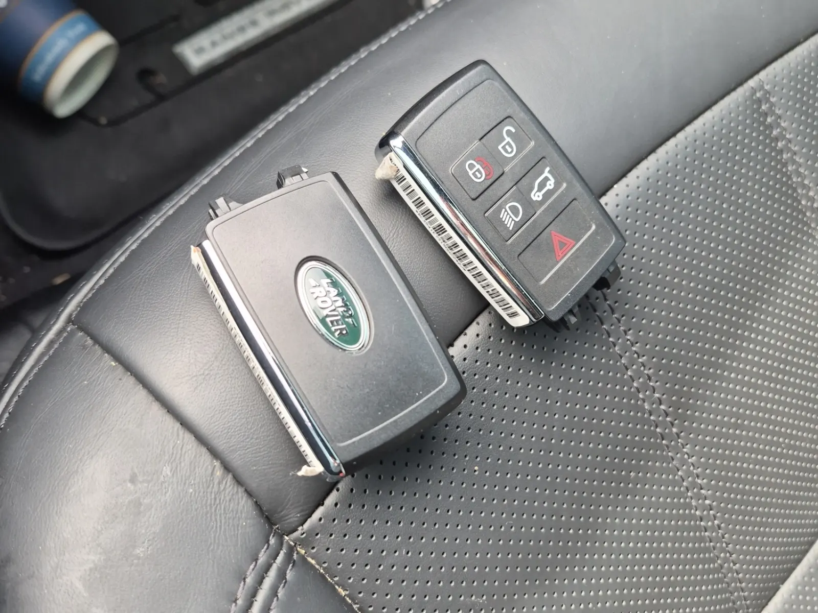 Keys/Fobs/Manual Photo