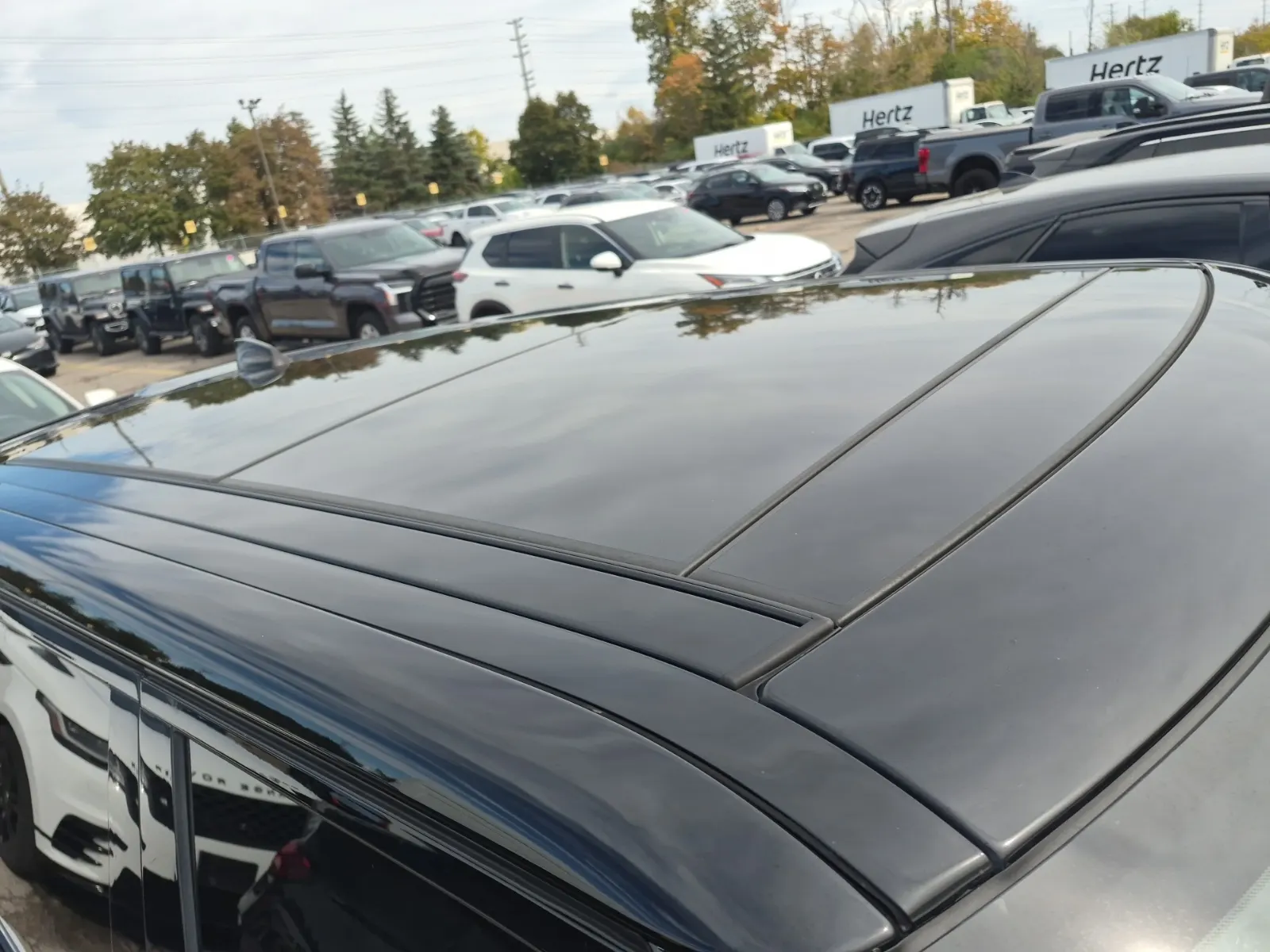 Exterior Roof Photo
