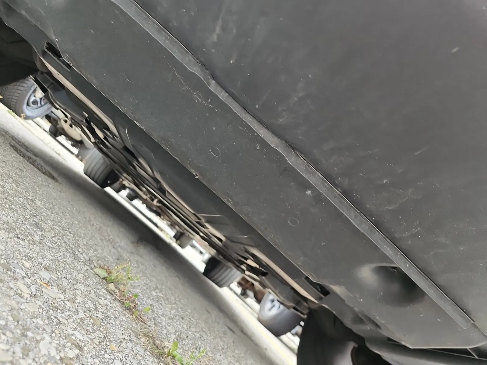 Undercarriage - Front Photo