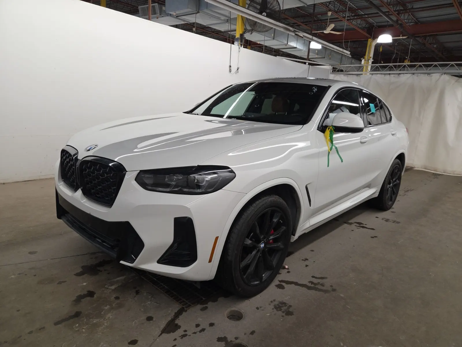 2023 BMW X4
