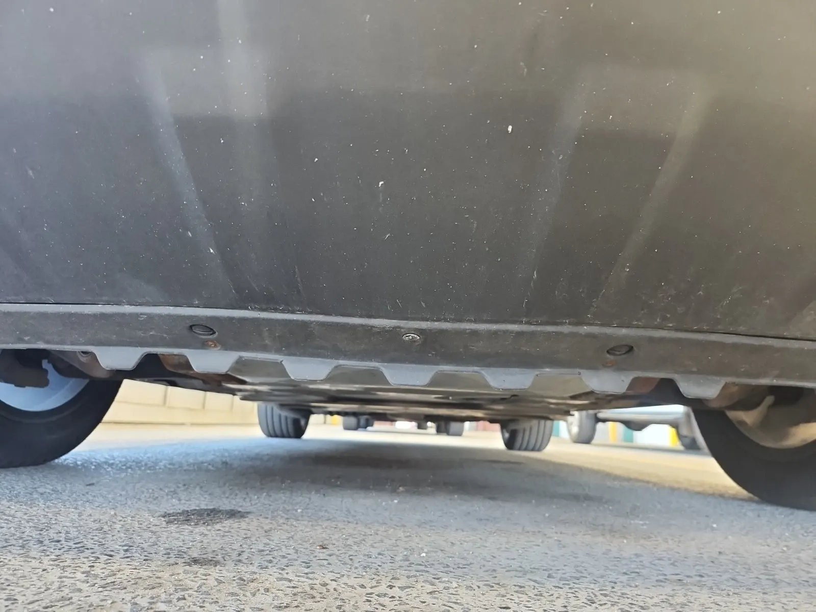 Undercarriage - Front Photo