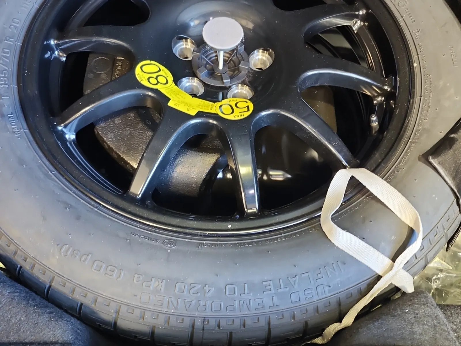Spare Tire & Wheel Photo
