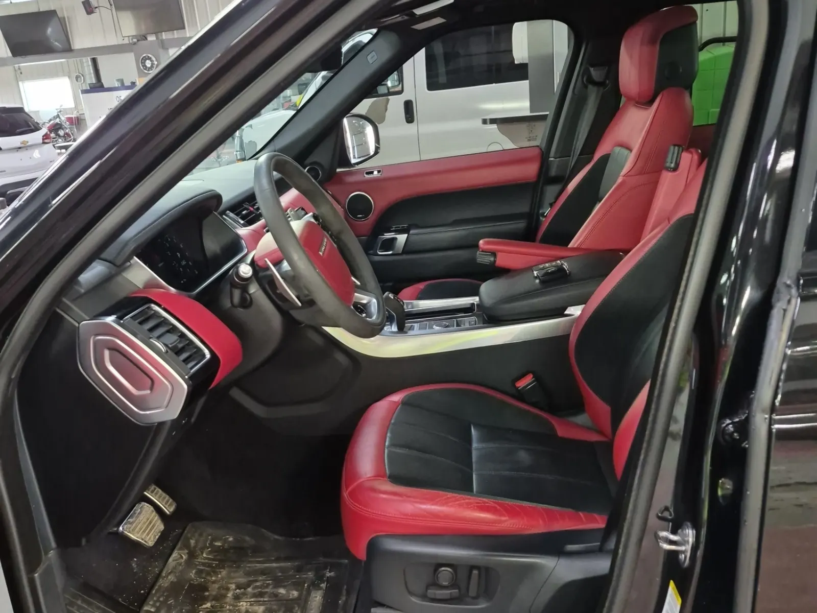 Front Interior Photo